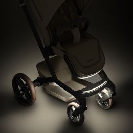 Maxi Cosi Fame Essential Pram Bundle With Accessories Twillic Truffle Brown Wheels