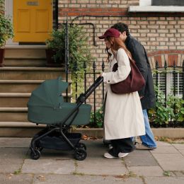 Silver Cross Nia Stroller & Carrycot Conifer