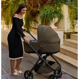 Venicci Tila Comfort Bundle With Tiago 360 Car Seat Olive